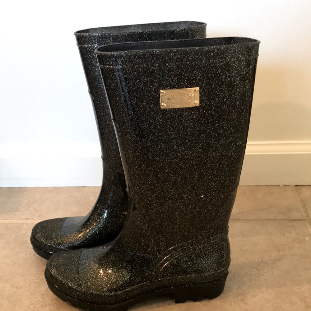 Women’s guess rain boots